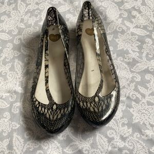 Black makeshift flats